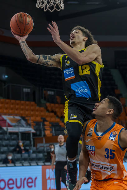 手与普通强 手与普通强