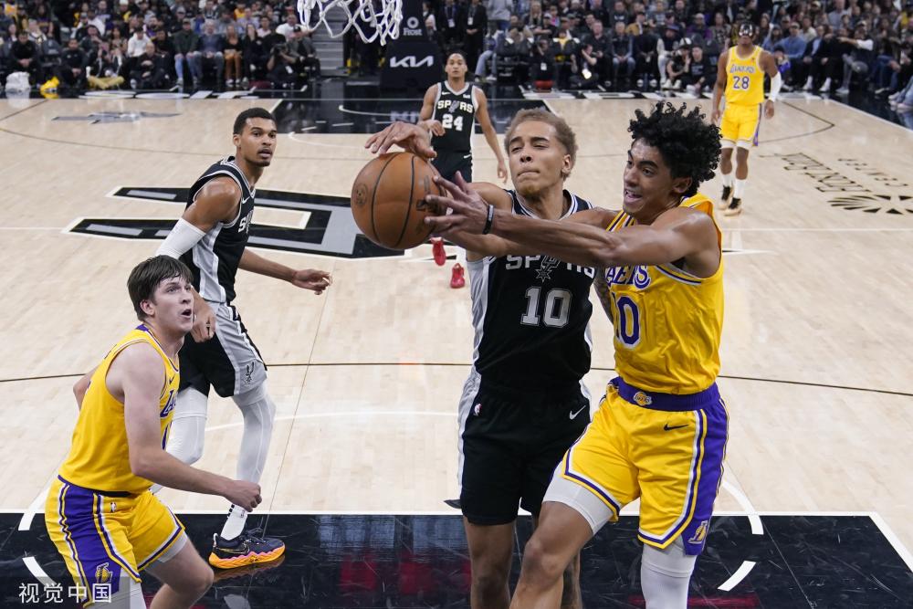 亚当斯并非 亚当斯并非