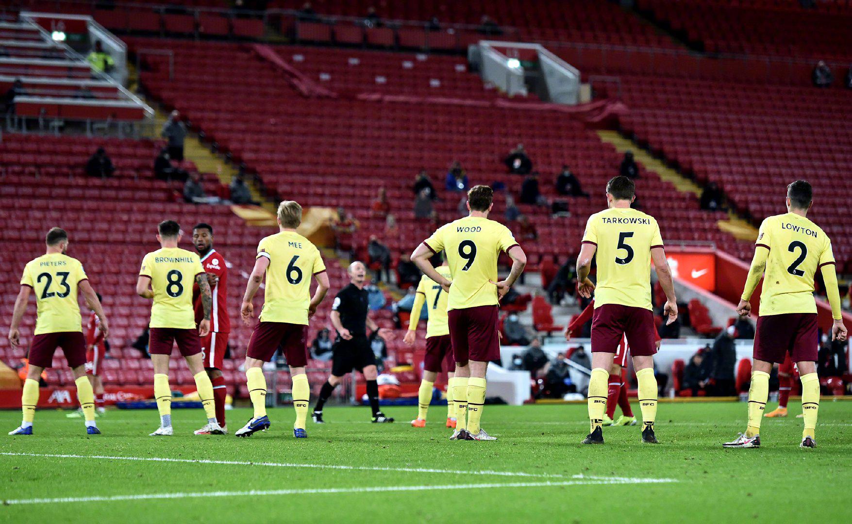 皇马锁定胜 皇马锁定胜