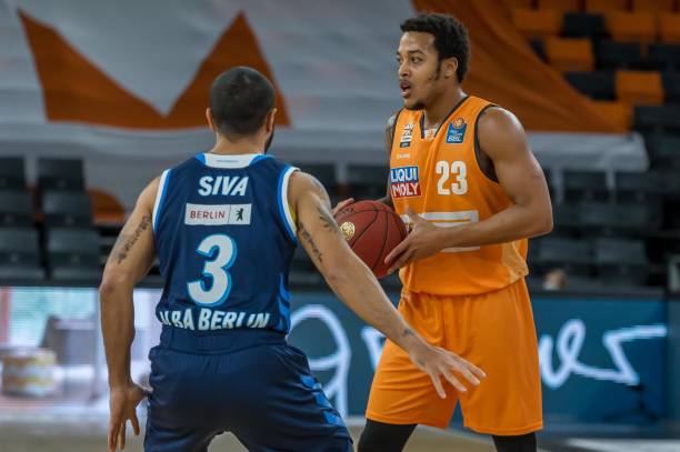 凯尔凭借连 凯尔凭借连